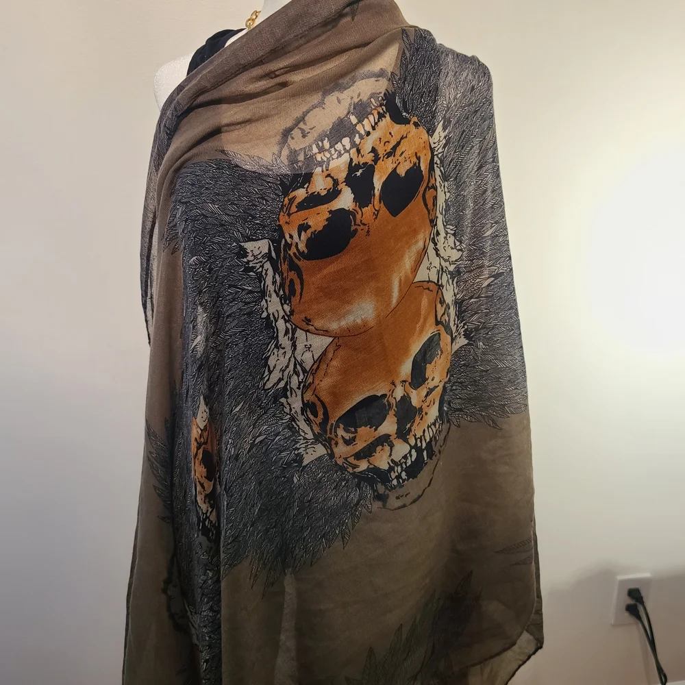 Lightweight SKULL Brown and Gray Scarf - Picture 4 of 6